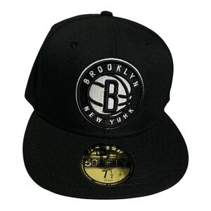 New Era Brooklyn Nets black fitted cap size 7 1/2